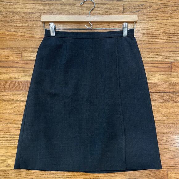 Garnet Hill Charcoal Gray Wool Pencil Skirt w Silk Lining Sz 6 EUC Lightweight - Picture 4 of 8